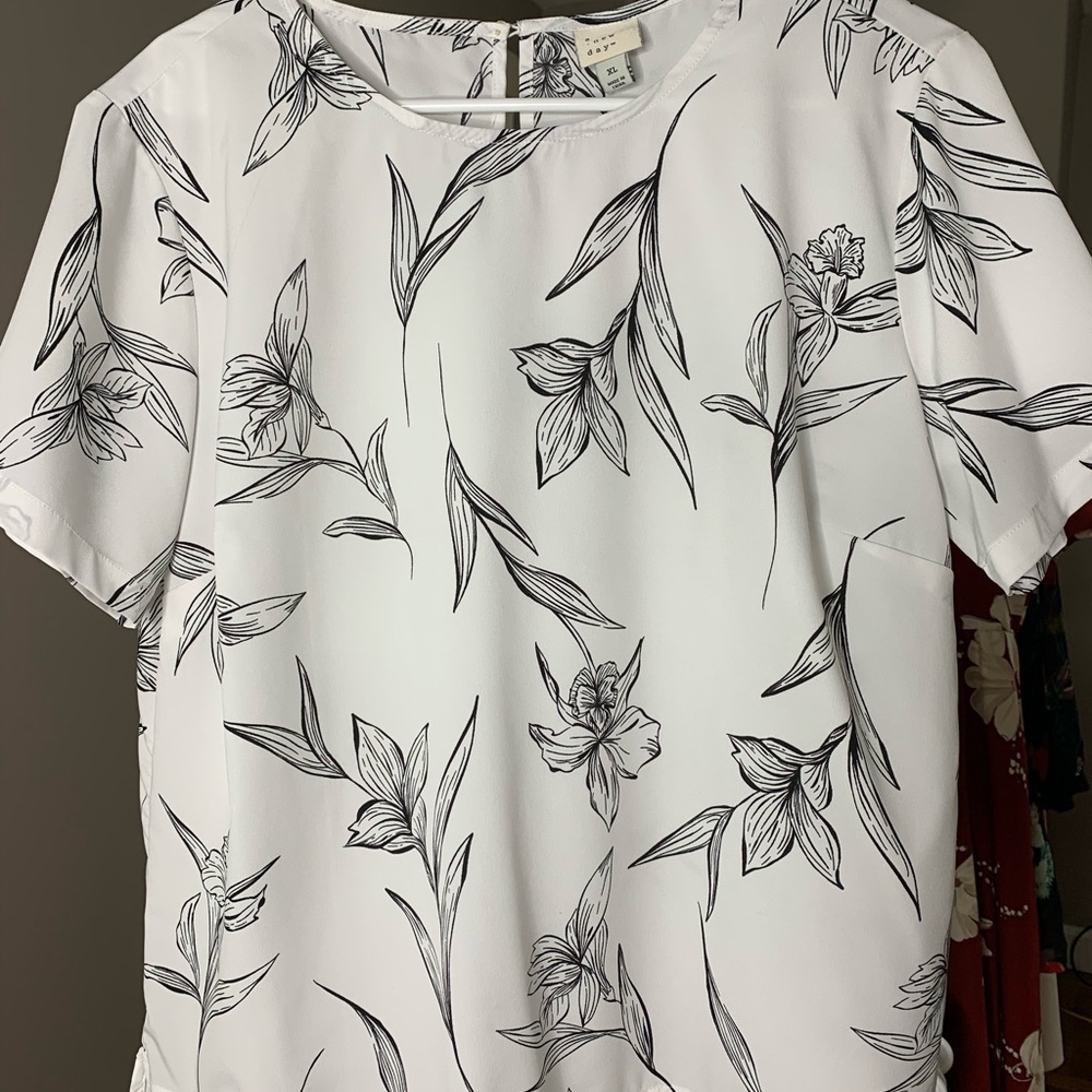 Short sleeve blouse